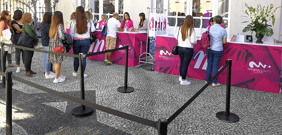 Black Stanchion